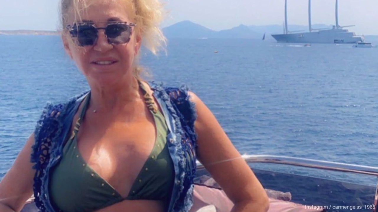 Carmen Geiss im Bikini, doch die Fans lassen kein gutes Haar an ihr