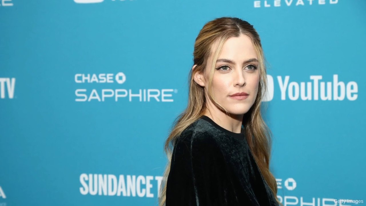 Kennt ihr schon Elvis Presleys heiße Enkelin Riley Keough?