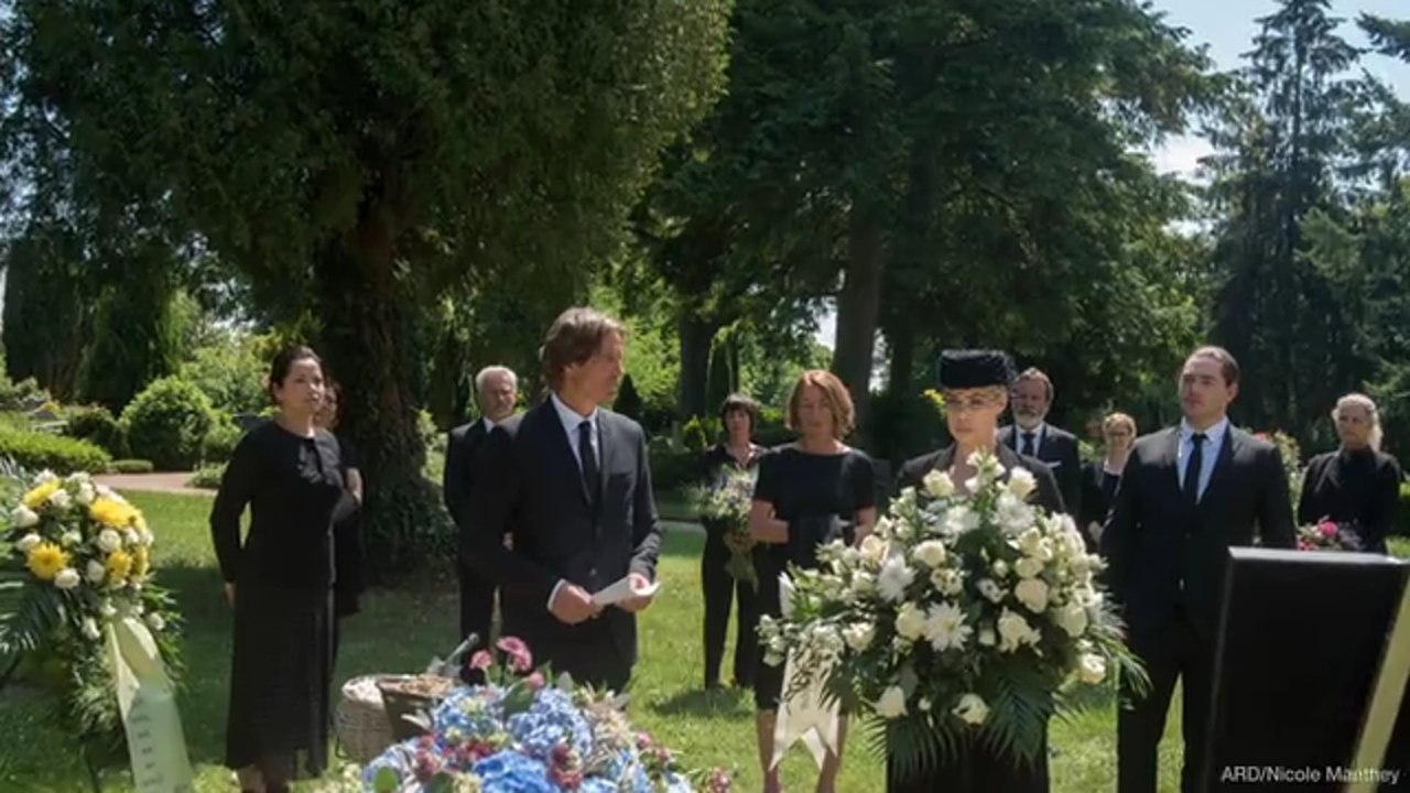 Tragische Wende bei „Rote Rosen“: Diese Figur stirbt