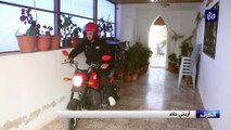 عنوان الخبر أردني حاصل على دكتوراه في الاقتصاد يعمل على دراجة لتوصيل الطلبات