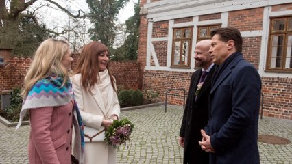 „Rote Rosen“: Wird „Carla“ die Hochzeit absagen?