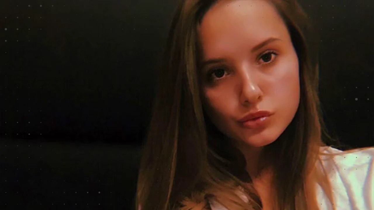 Davina Geiss ganz erwachsen in Kleid und High Heels