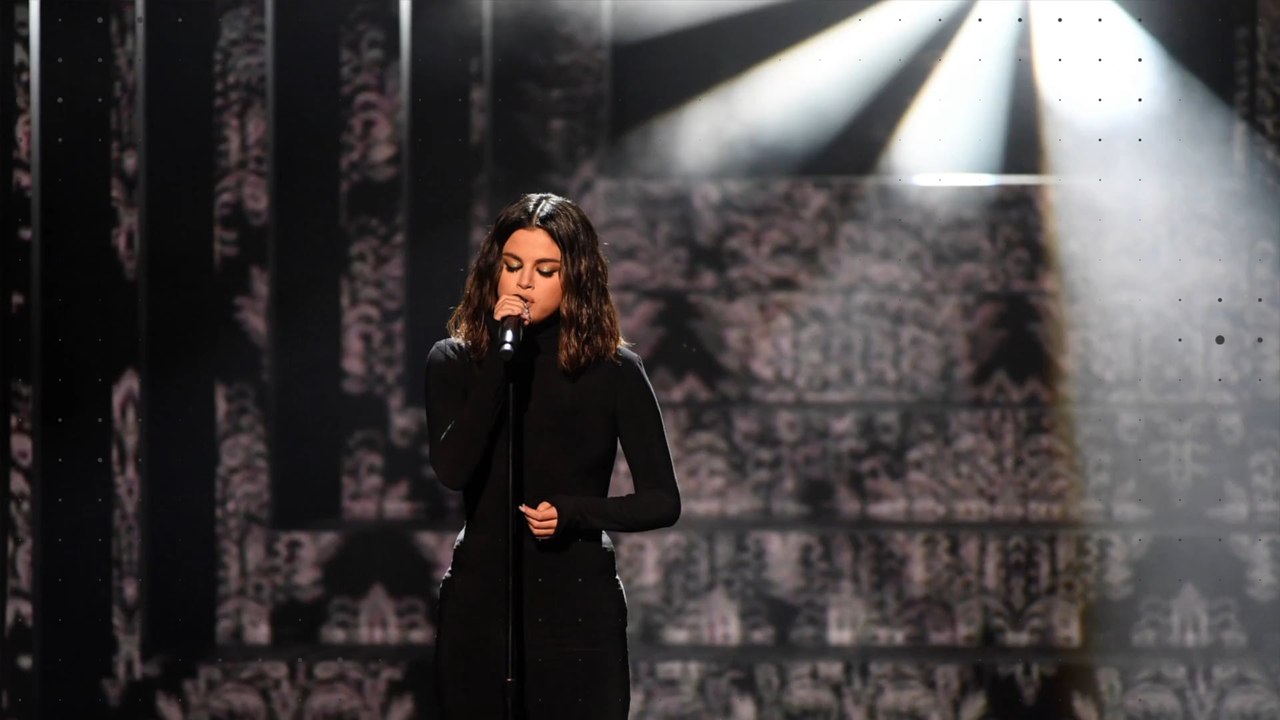 Nach Kritik an Selena Gomez' AMA-Auftritt: Sie soll eine Panikattacke erlitten haben