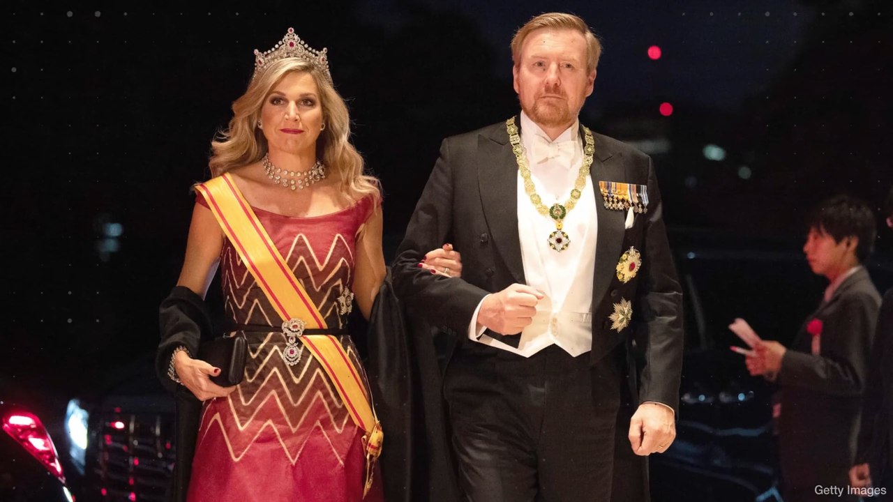 Ungewohnter Look: Königin Máxima mit offener Lockenmähne und Smokey-Eyes