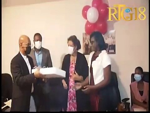 UCMIT remèt prim bay plizyè jounalis ki loreya nan konkou repòtaj yo te òganize sou pwoblèm VIH-SIDA