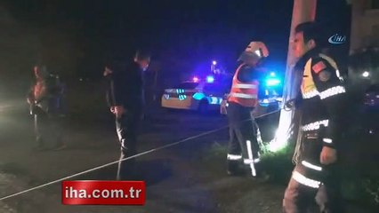 Alkollü sürücüden ilginç davranış! Kanala devrilen otomobilinde sigara içmeye devam etti