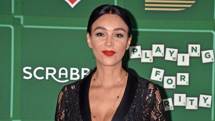 Verona Pooth gewährt am Strand tiefe Einblicke – Fans sind begeistert