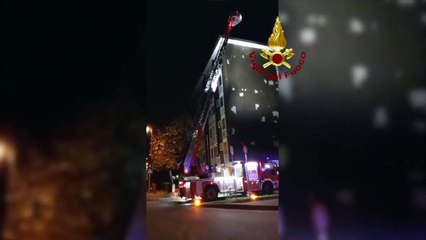 Pieve Emanuele (MI) - Grifone salvato e rimesso in libertà (14.12.20)