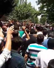 İran'da sokaklar karıştı! İran'ın Suriye politikalarına sert tepki