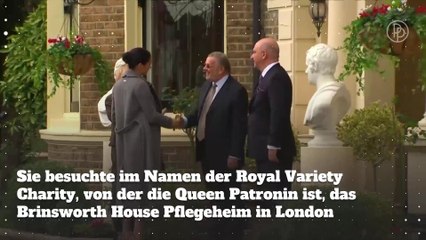 Herzogin Meghan zeigt ihren Babybauch - und der ist riesig