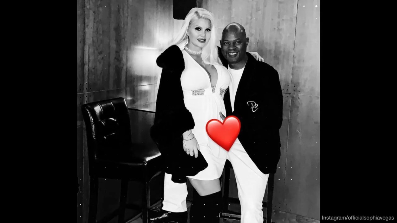 Sophia Vegas: So kugelrund ist ihr Babybauch bereits