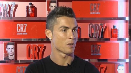 Download Video: Cristiano Ronaldo stößt Selena Gomez vom Instagram-Thron