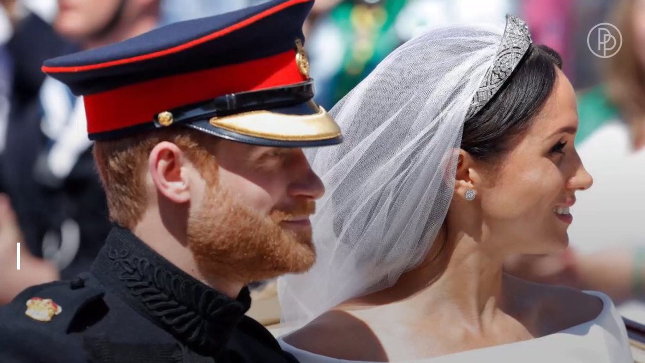 Wer überreichte Herzogin Meghan ihren Brautstrauß?
