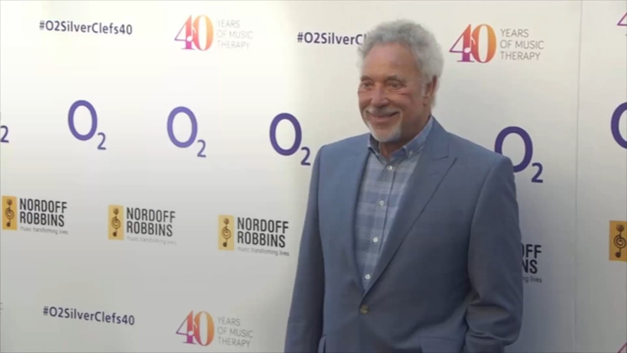Sorge um Tom Jones: Konzerte abgesagt