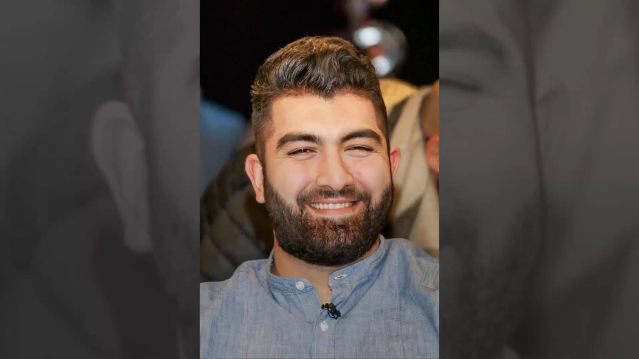 Faisal Kawusi stellt sexy Pic von Sophia Thomalla nach