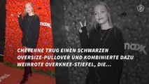 Cheyenne Ochsenknecht zeigt ihre langen Beine in Overknee-Stiefeln