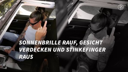 Sophia Thomalla: SO weist sie darauf hin, dass sie nicht fotografiert werden will