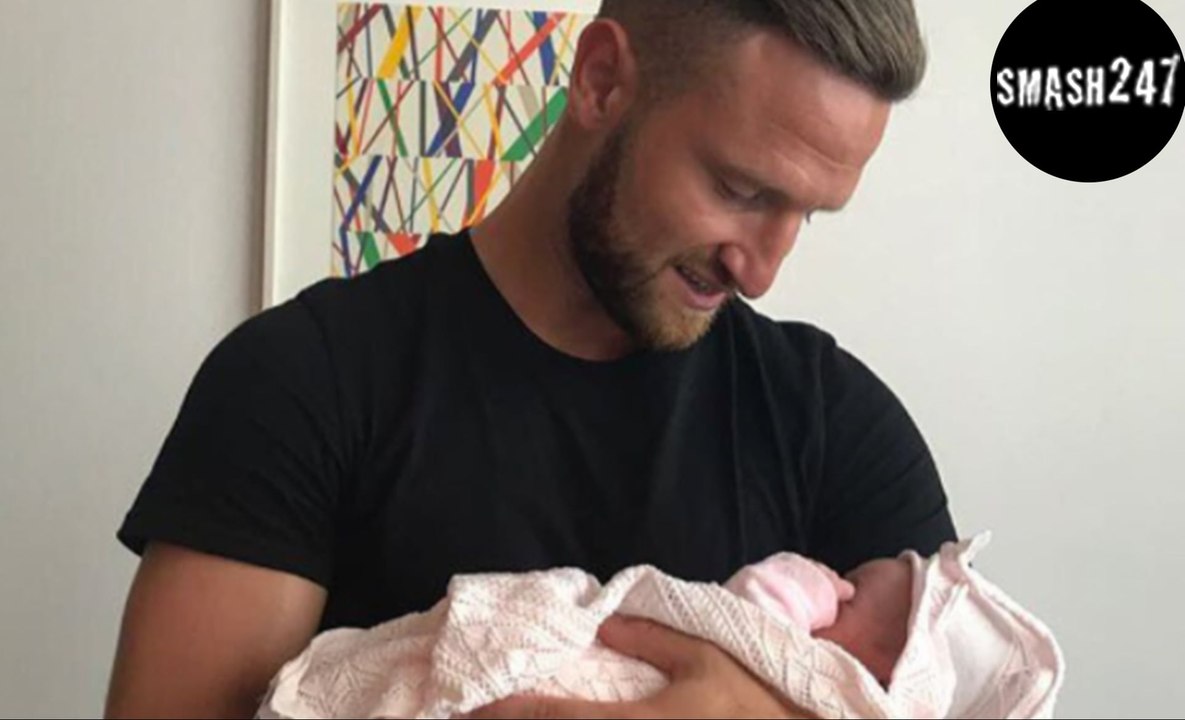 Shkodran Mustafi: Überraschend Papa geworden!