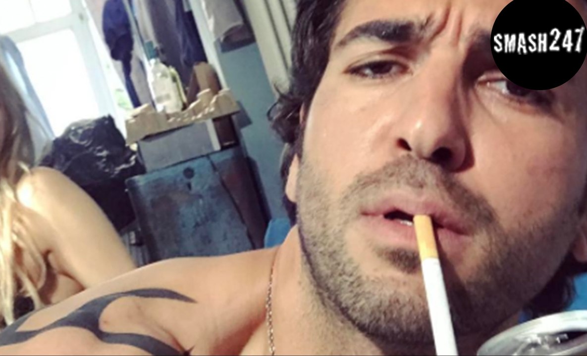 Elyas M'Barek: Mit Blondine im Bett erwischt!