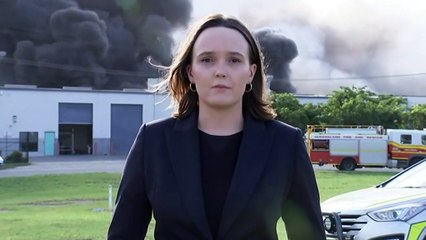 Emergency services battle raging fire in Brisbane's east