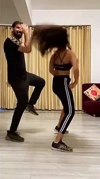 Balika Vadhu Fame Anandi aka Avika Gor performed Mirchi dance video viral