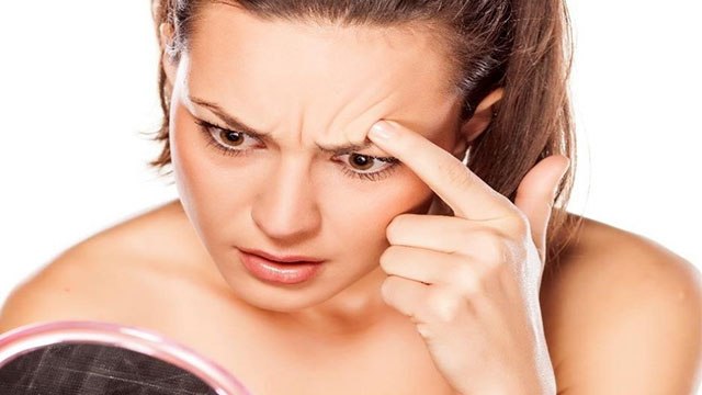 25 साल के बाद हर महिला जरूर करें ये काम | After 25 Skin Care Tips | Boldsky