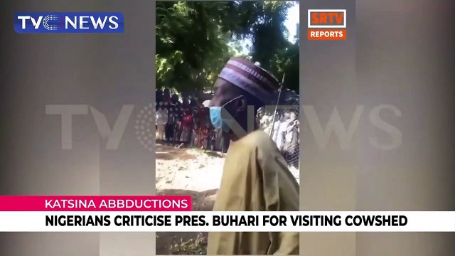 Nigerians critise President Buhari for visiting cowshed