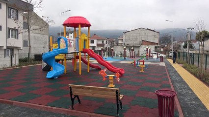 Yeniceköy Mahallesinde çocuk oyun alanı ve koruluk alan hizmete girdi