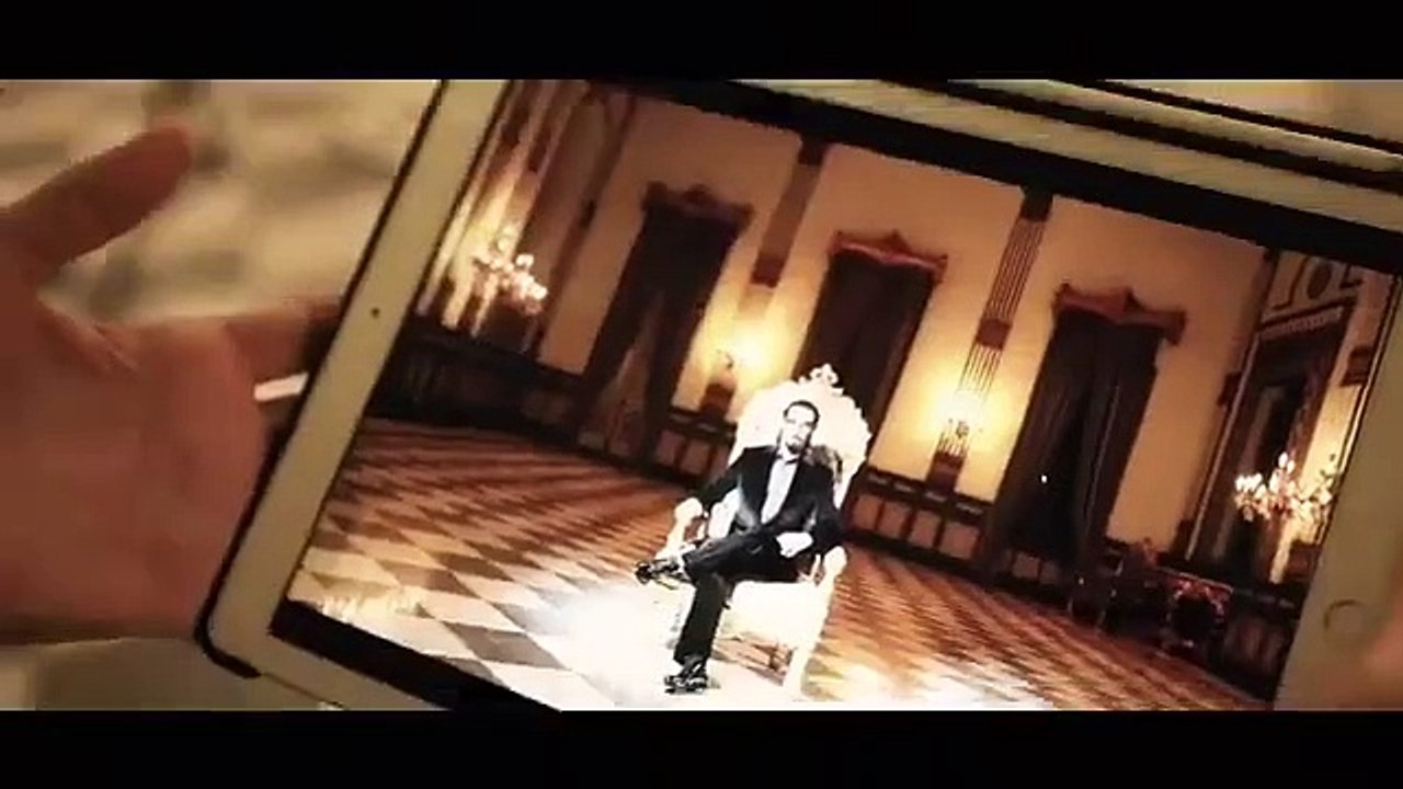 رابح صقر يعلق على تشبيهه بـ براد بيت