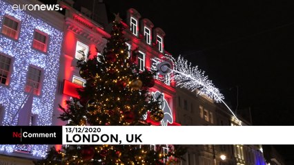 Сверкающий огнями Лондон готовится к Рождеству