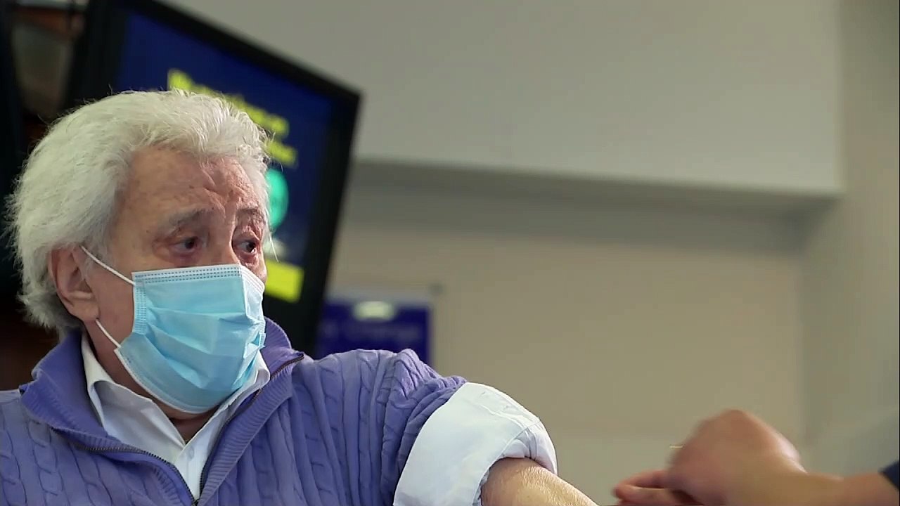 Lionel Blair receives coronavirus vaccine in Epsom