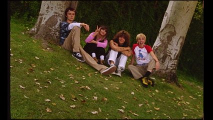 Aitana - SI NO VAS A VOLVER (Lyric Video)