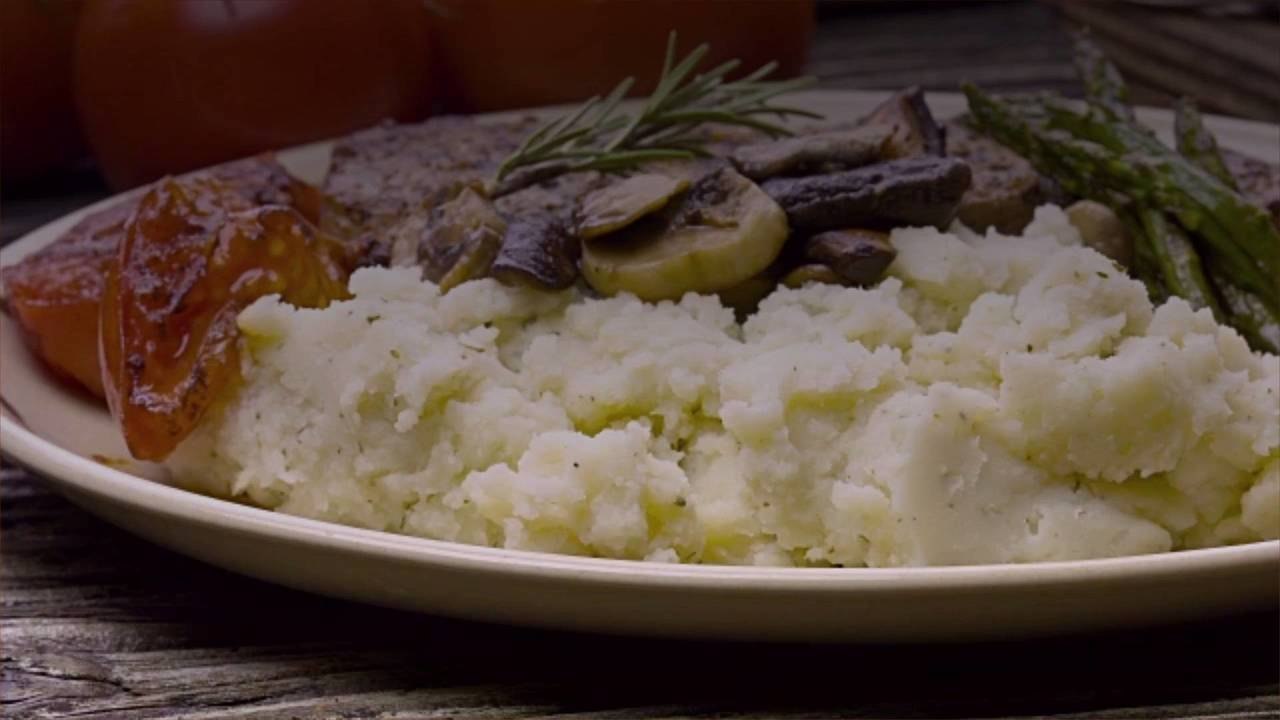 4 Exceptional Ways to Use Leftover Gravy
