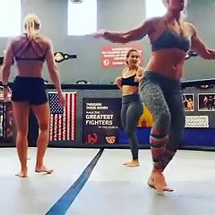 Une figure étonnante entre 3 personnes que vous n'avez jamais vu