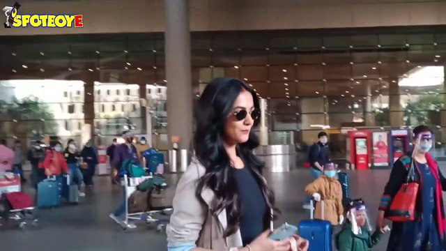 Mouni Roy, Karishma Tanna, Sonal Chauhan, Urvashi Rautela snapped at the Airport