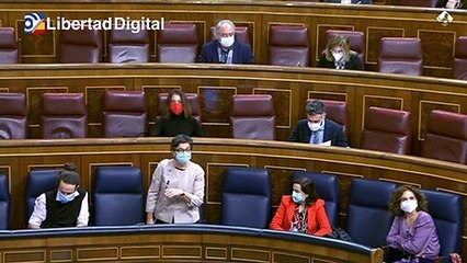 Iglesias se levanta y abandona el Pleno cuando Laya responde sobre la política de Venezuela