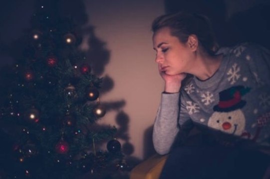 How to Cope With Loneliness During the Holidays