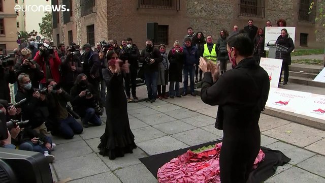 NO COMMENT | Bailaores flamencos protestan frente al Ministerio de Cultura por el abandono a su arte