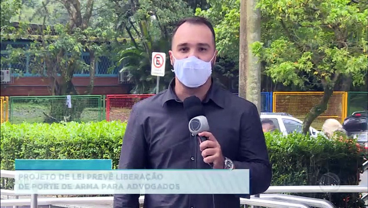 Projeto de lei cria porte de arma para ADVOGADOS