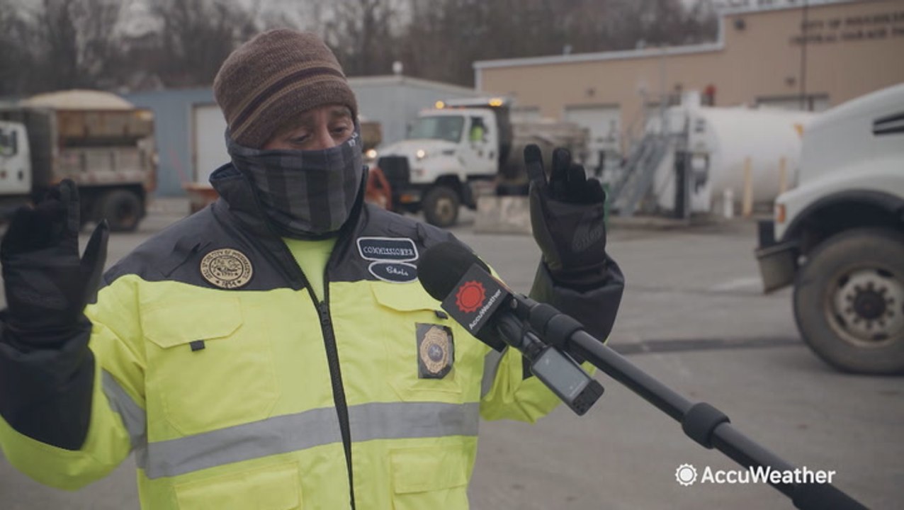 New Yorkers prepare for winter storm
