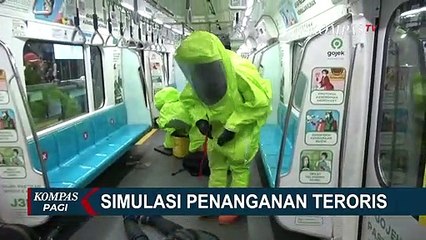 Tim Gegana Brimob Simulasi Penanganan Teroris