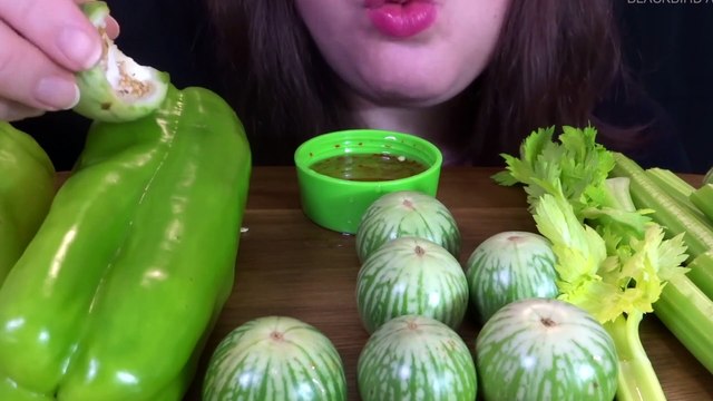 HEALTHY EATING ASMR Raw Veggie Platter [Thai Eggplant, Peppers, Celery] EXTREMELY CRUNCHY SOUNDS!