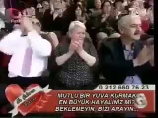 Programda Hunharca Kopan Adam | Ne Çıkarsa Bahtına