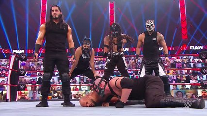 Bray Wyatt se encuentra con Riddle durante el escondite | RAW Español Latino ᴴᴰ