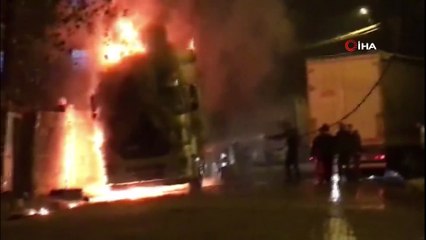 Mardin’de park halindeki tırda çıkan yangın korkuttu