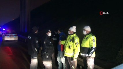 TEM'de yolun karşısına geçmeye çalışan kişiye otomobil çarptı: 1 ölü