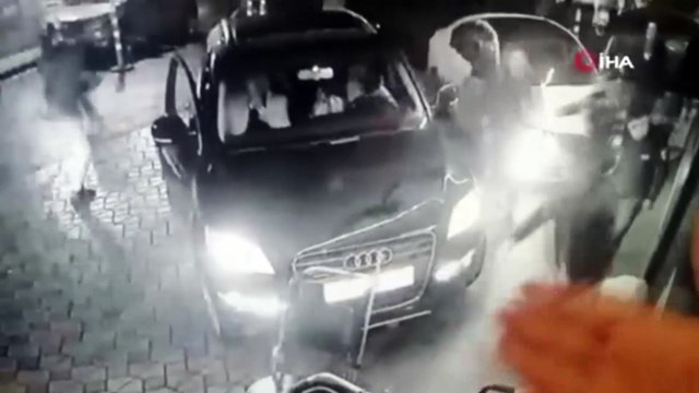 İstanbul’da ortalığın savaş alanına döndüğü silahlı kavga kamerada