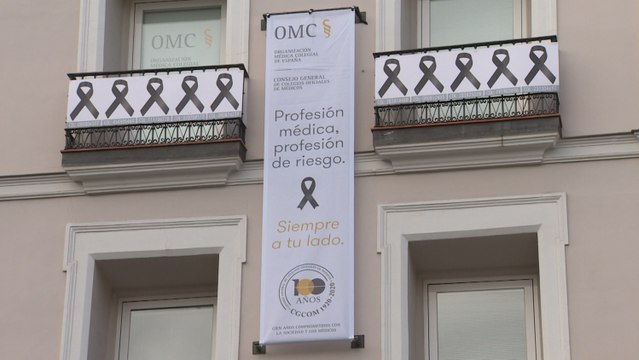 Homenaje a 80 médicos fallecidos por Covid