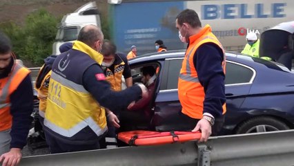 TEM otoyolunda otomobil arazi aracına çarptı: 1 yaralı