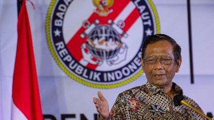 Saling Balas Twit Mahfud MD dan Ridwan Kamil